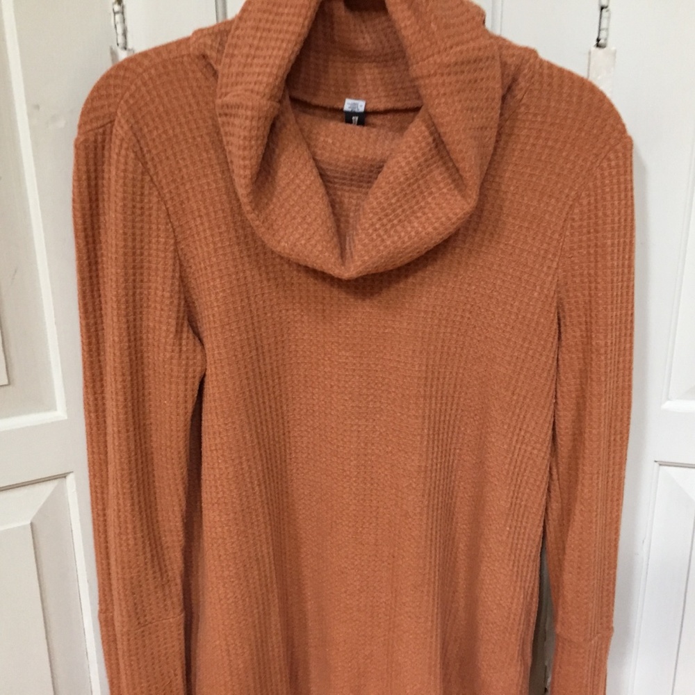 ❤️ Design Lab Waffle Cowl Neck Top - Picture 3 of 13